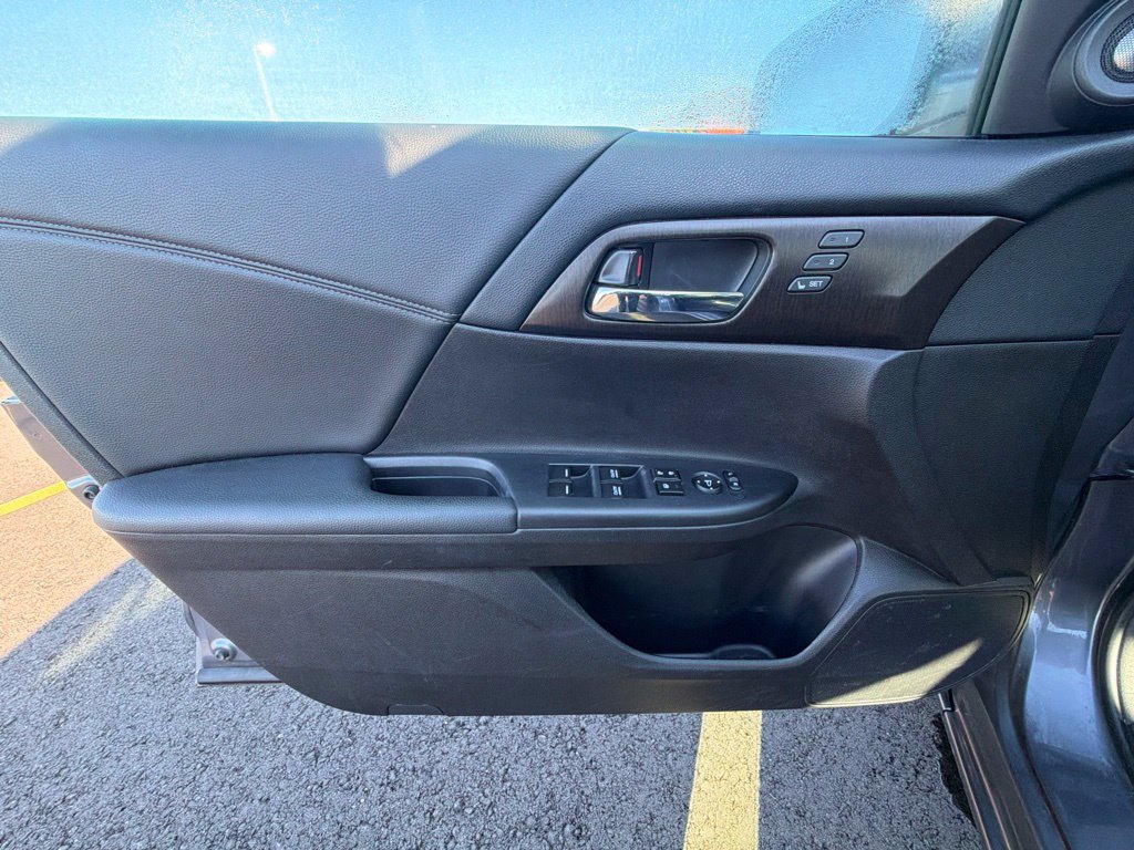 Used 2014 Honda Accord EX-L image 12