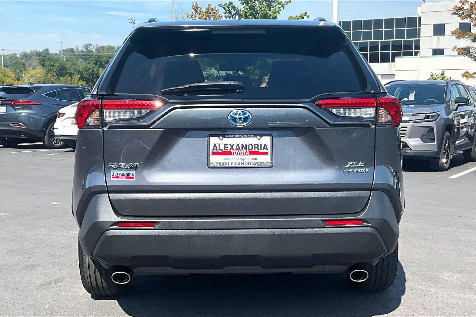 Used 2024 Toyota RAV4 XLE w/ Weather Package AWD/4WD image 4