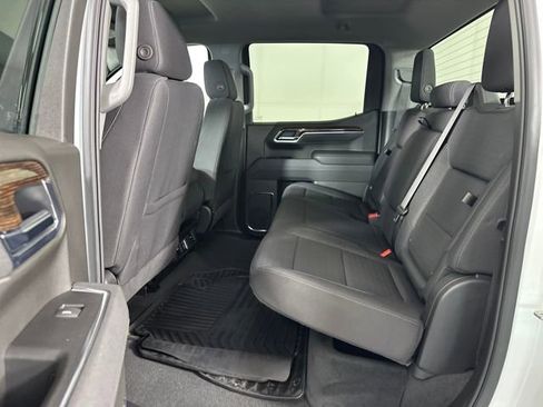 New 2025 GMC Sierra 1500 Elevation image 25