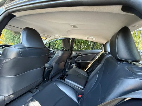 Used 2019 Toyota Prius Prime Advanced image 27