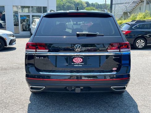 Used 2023 Volkswagen Atlas SE w/ Black Wheel Package AWD/4WD image 3