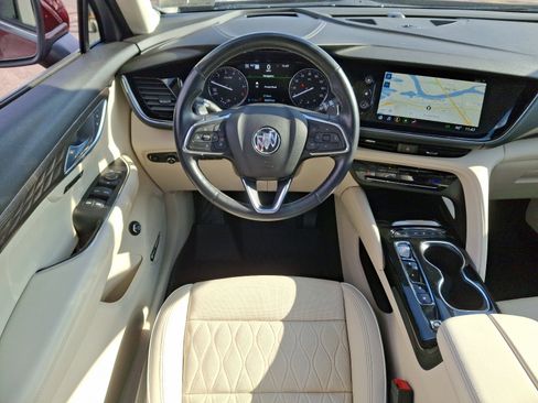 Used 2022 Buick Envision Avenir w/ Technology Package II image 11