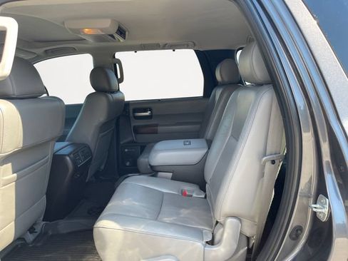 Used 2011 Toyota Sequoia Platinum AWD/4WD image 13