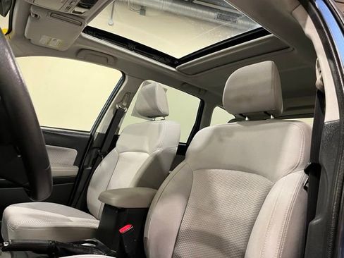 Used 2018 Subaru Forester 2.5i Premium w/ All-Weather Package AWD/4WD image 21