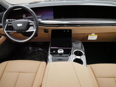 New 2025 Cadillac Escalade IQ Sport 2 w/ LPO, ONYX Package image 8