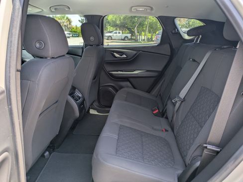 Used 2021 Chevrolet Blazer LT FWD image 13