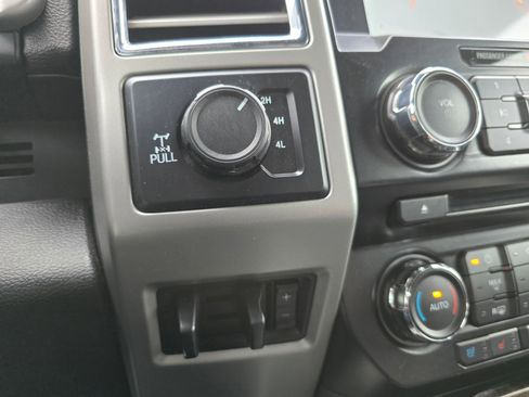 Used 2017 Ford F350 Lariat w/ FX4 4x4 Off Road Package image 20