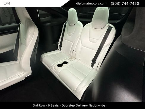 Used 2017 Tesla Model X 90D image 27