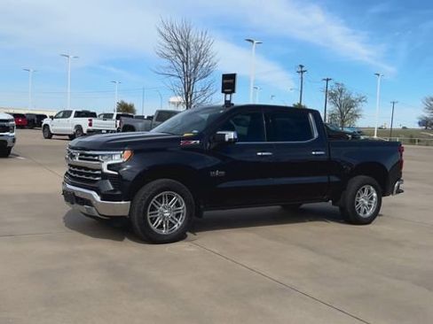 Used 2023 Chevrolet Silverado 1500 LTZ image 5