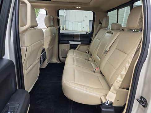 Used 2017 Ford F150 Lariat w/ Equipment Group 502A Luxury AWD/4WD image 9