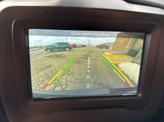 Used 2021 Jeep Renegade Sport video 2