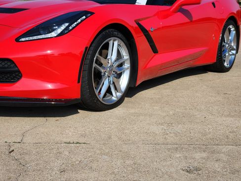 Used 2018 Chevrolet Corvette Stingray Convertible w/ 3LT Preferred Equipment Group RWD image 12