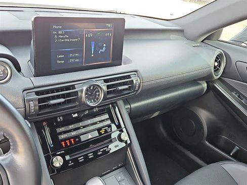 Used 2024 Lexus IS 300 w/ Premium Package image 17