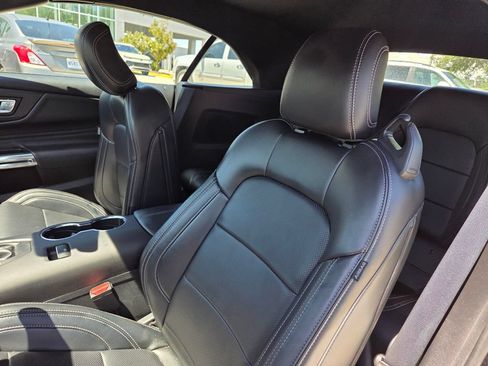 Used 2025 Ford Mustang Premium RWD image 11