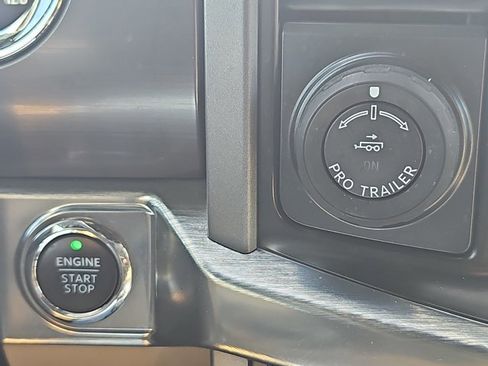 Used 2021 Ford F150 Lariat w/ Max Trailer Tow Package image 17