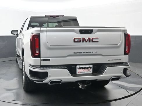 Used 2024 GMC Sierra 1500 Denali w/ Technology Package AWD/4WD image 20