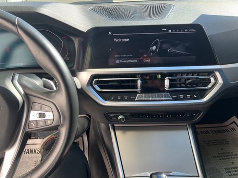 Used 2019 BMW 330i Sedan w/ Convenience Package image 11