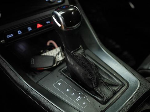 Used 2020 Audi Q3 2.0T Premium Plus w/ Premium Plus Package image 23