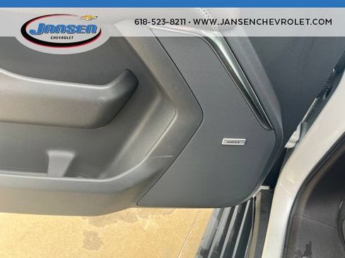 Used 2024 GMC Yukon Denali AWD/4WD image 16