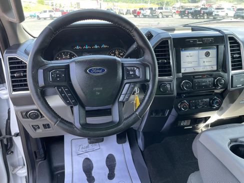 Used 2016 Ford F150 XLT w/ Equipment Group 302A Luxury AWD/4WD image 20