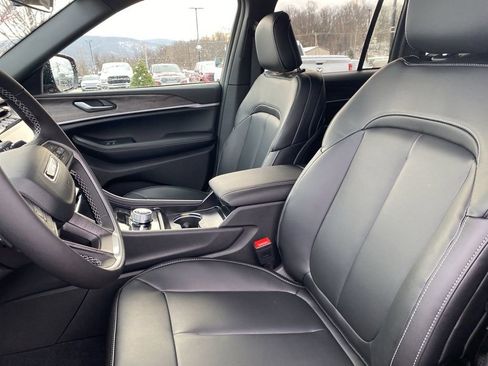 New 2025 Jeep Grand Cherokee Limited image 20