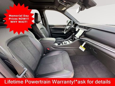 New 2026 Jeep Grand Cherokee Altitude AWD/4WD image 23