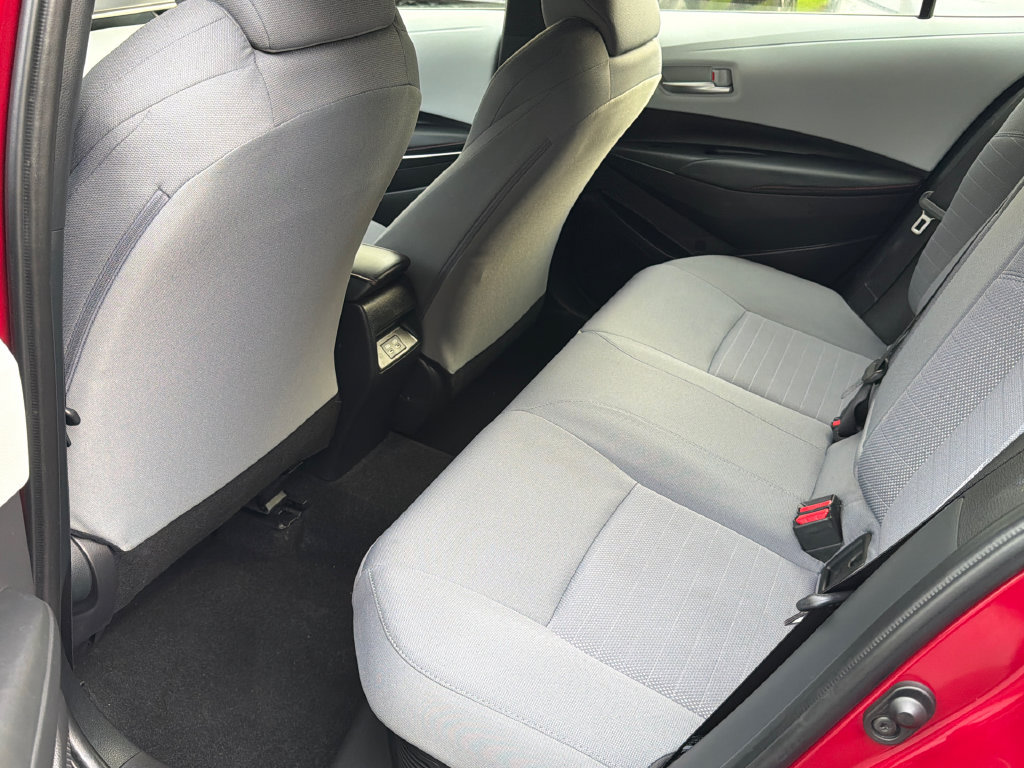 Used 2025 Toyota Corolla SE FWD image 18
