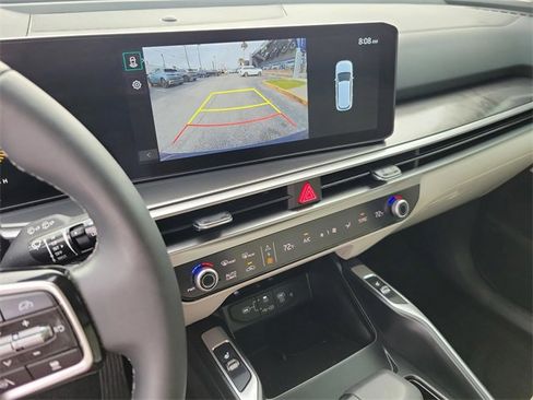 Used 2025 Kia Sorento S image 23
