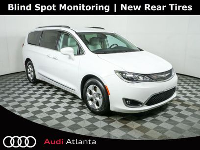 Used 2017 Chrysler Pacifica Touring-L Plus