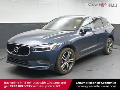 Used 2021 Volvo XC60 T5 Momentum w/ Premium Package