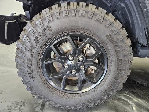 Used 2024 Jeep Wrangler Unlimited Sport AWD/4WD image 22