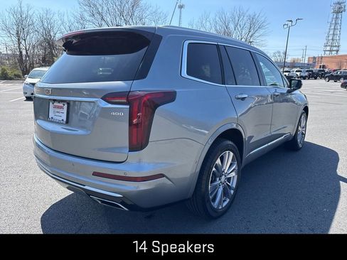 Used 2023 Cadillac XT6 Premium Luxury w/ Technology Package image 7