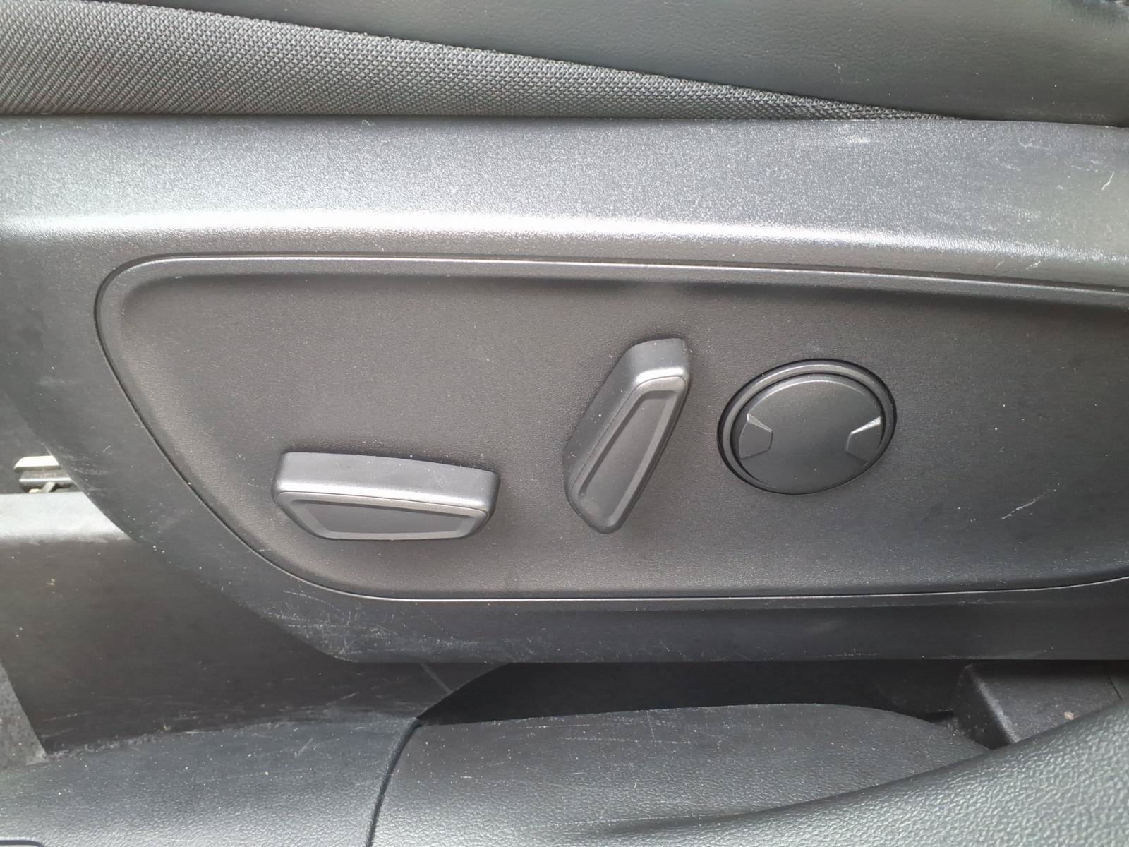 Used 2025 Ford Escape ST-Line AWD/4WD image 22
