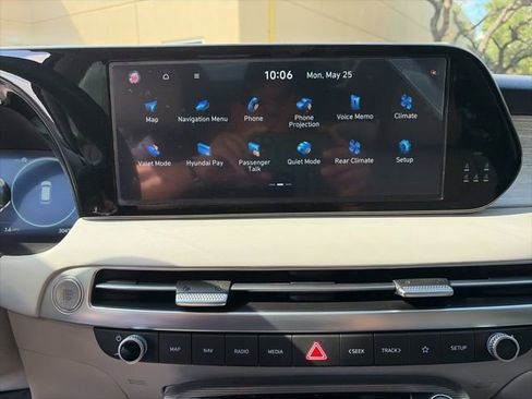 Used 2024 Hyundai Palisade Calligraphy FWD image 18