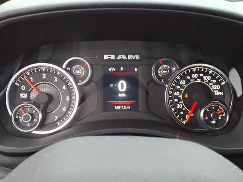 Used 2024 RAM 2500 Big Horn w/ Bed Utility Group image 34