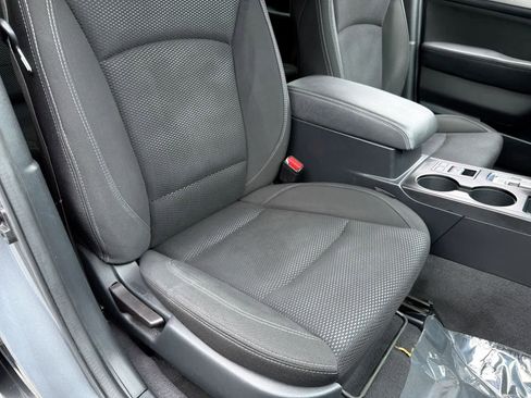 Used 2018 Subaru Outback 2.5i Premium AWD/4WD image 23