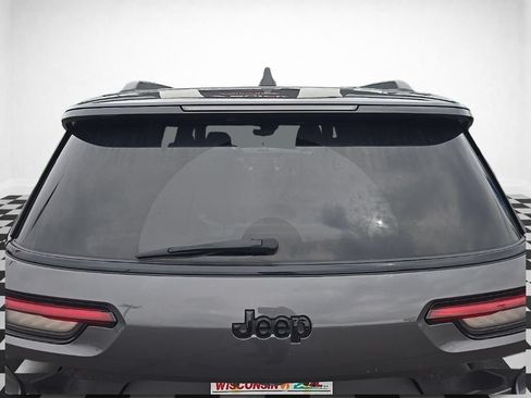 Used 2021 Jeep Grand Cherokee L Laredo AWD/4WD image 33