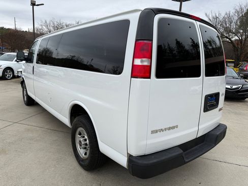 Used 2023 GMC Savana 3500 LS image 3