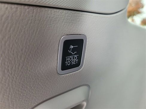 Used 2022 Jeep Wagoneer Series II image 31