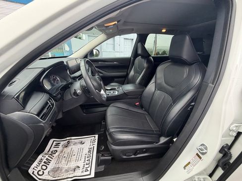 Used 2023 INFINITI QX60 Pure AWD/4WD image 9