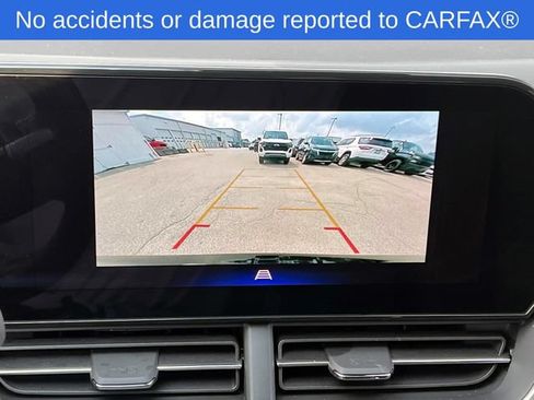 Certified 2025 Chevrolet Trax LT w/ LT Convenience Package FWD image 24