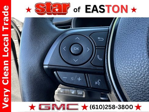 Used 2022 Toyota RAV4 XLE Premium image 34