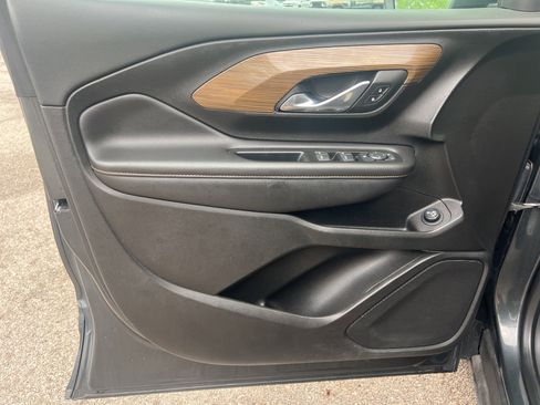 Used 2019 GMC Terrain SLE w/ Driver Convenience Package image 10