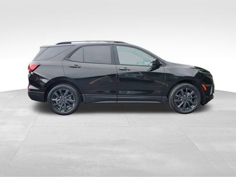 Certified 2023 Chevrolet Equinox RS w/ LPO, Floor Liner Package FWD image 6