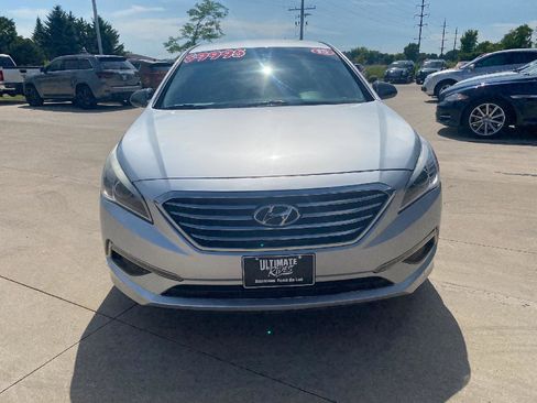 Used 2015 Hyundai Sonata SE image 8