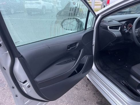 Used 2024 Toyota Corolla LE image 5