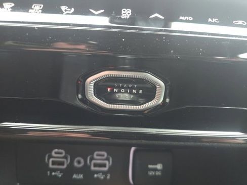 New 2026 Jeep Grand Cherokee Limited AWD/4WD image 16