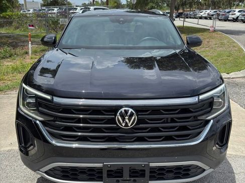 Used 2024 Volkswagen Atlas Cross Sport SE AWD/4WD image 4