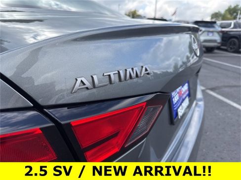 Used 2023 Nissan Altima 2.5 SV image 30