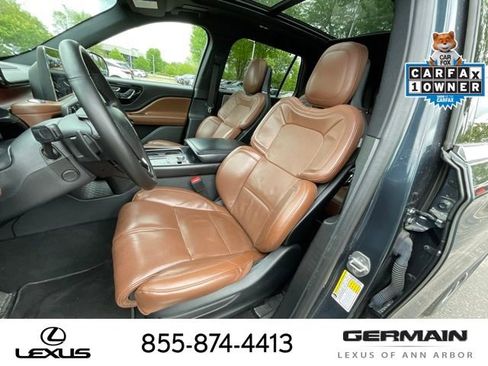 Used 2021 Lincoln Aviator Reserve w/ Equipment Group 202A AWD/4WD image 12